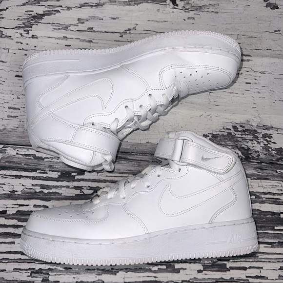 NIKE Air Force 1 - Men’s Size 10 - Picture 6 of 12